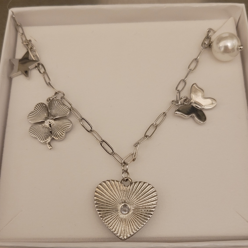 JENNIFER MILLER Heart Charm Necklace - Picture 7 of 8